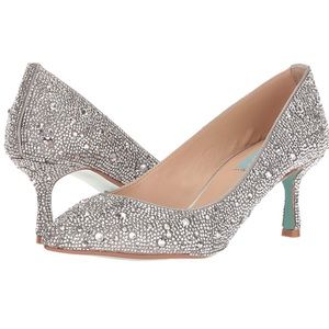 Blue by Betsey Johnson SB-Jora pump silver size 8